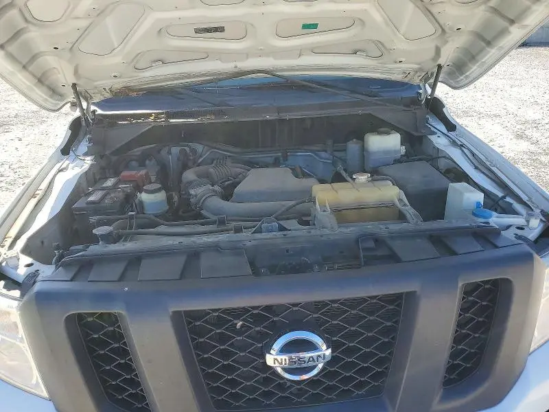 2014 NISSAN NV 2500  