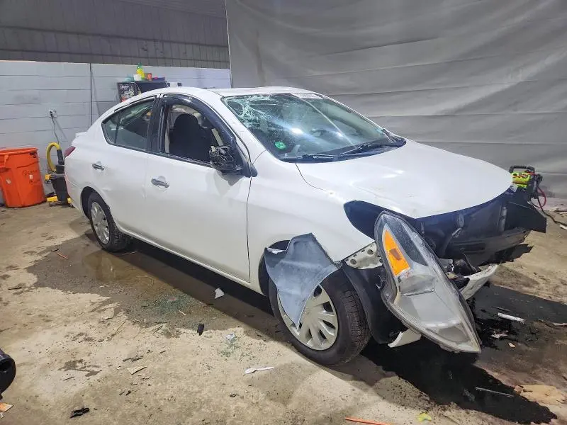 2017 NISSAN VERSA S  