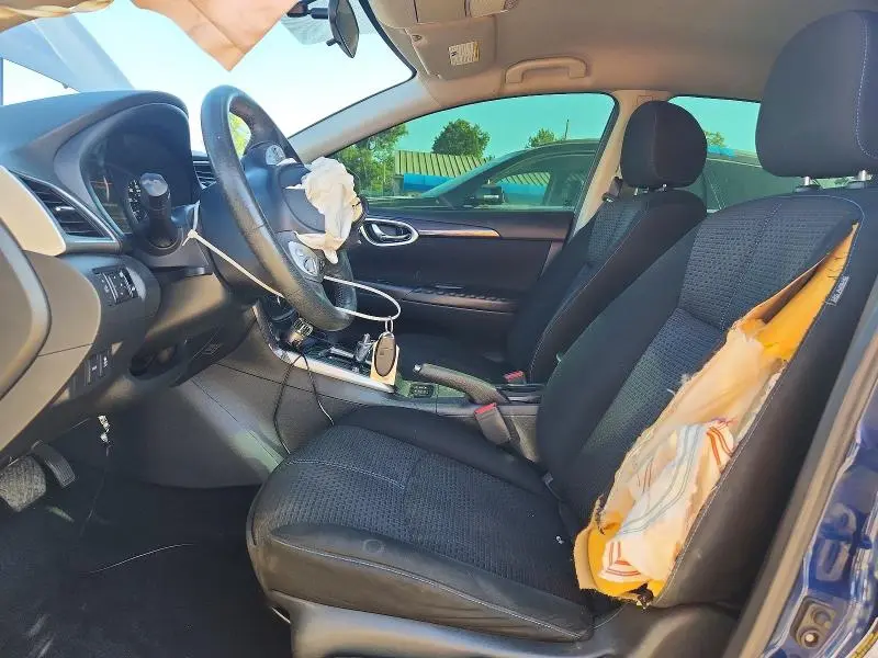 2019 NISSAN SENTRA SR  