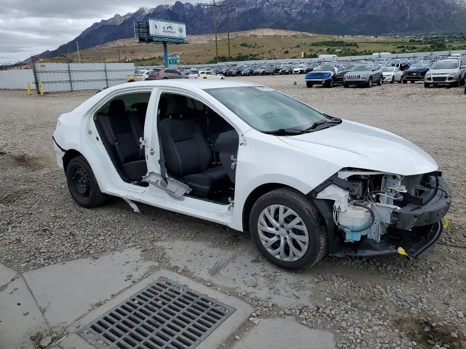 2018 TOYOTA COROLLA LE  