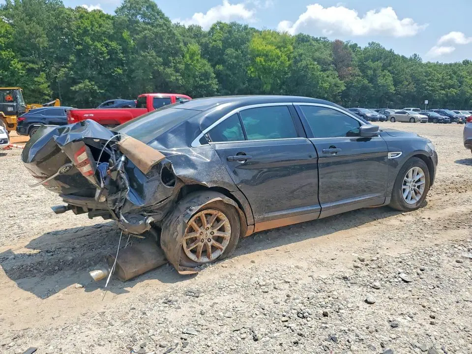 2013 FORD TAURUS SE  