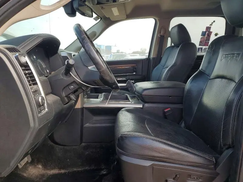 2015 RAM 1500 LARAMIE  