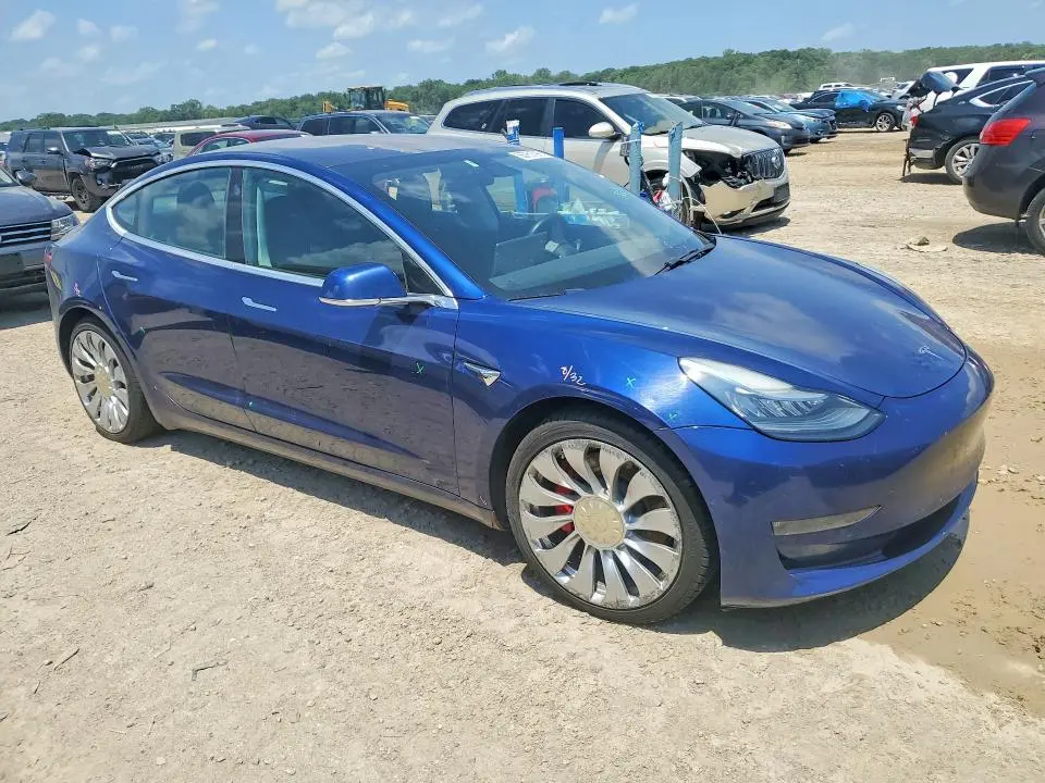2018 TESLA MODEL 3   