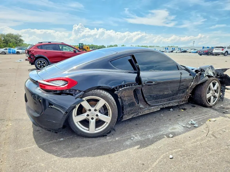 2016 PORSCHE CAYMAN   