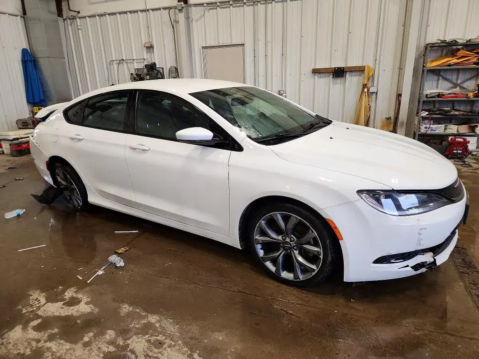 2015 CHRYSLER 200 S  