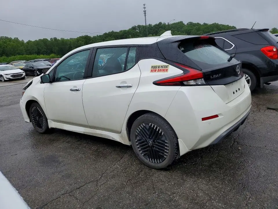 2024 NISSAN LEAF SV PLUS  