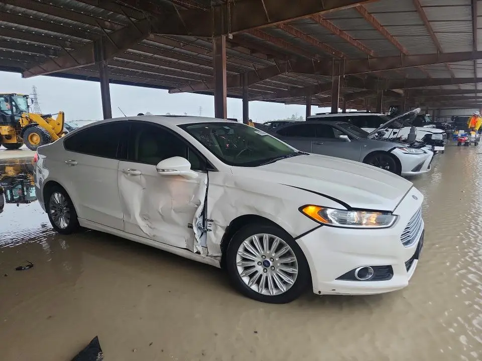 2014 FORD FUSION SE PHEV  