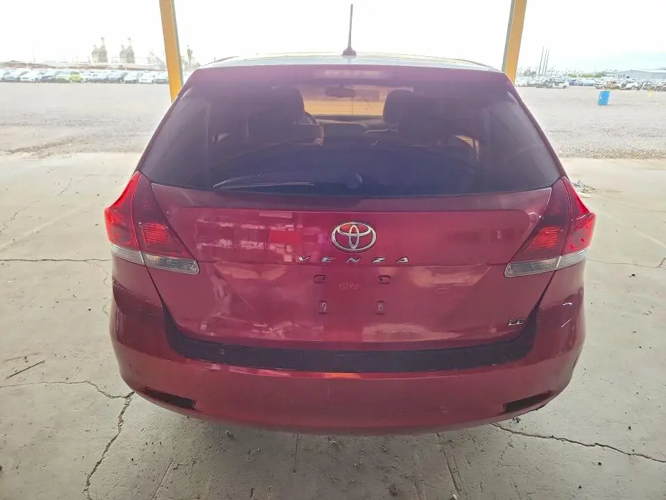 2013 TOYOTA VENZA LE  