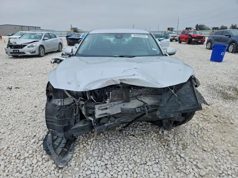 2023 NISSAN ALTIMA SV  