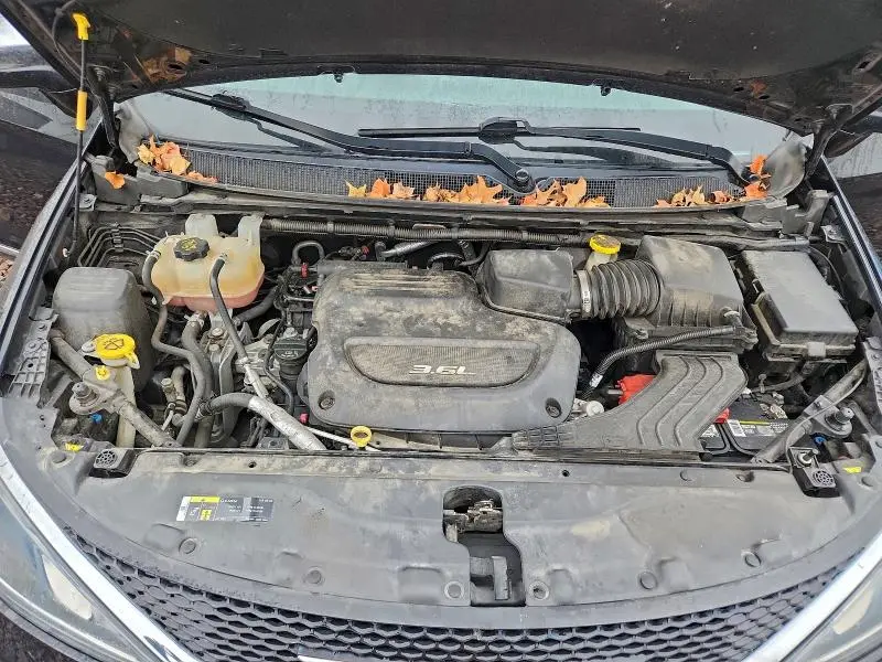 2018 CHRYSLER PACIFICA LIMITED  