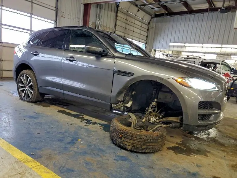 2018 JAGUAR F-PACE PRESTIGE  