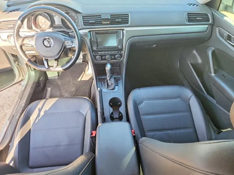 2018 VOLKSWAGEN PASSAT S  