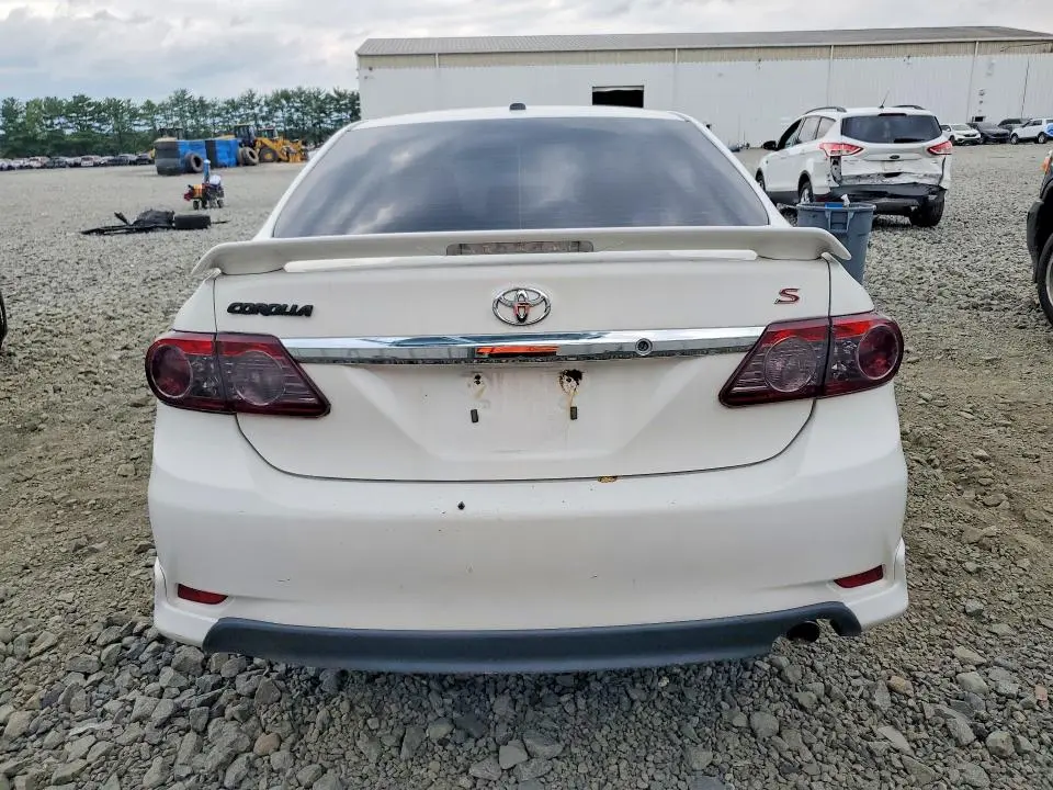 2013 TOYOTA COROLLA S  