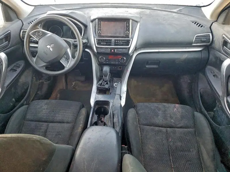 2019 MITSUBISHI ECLIPSE CROSS ES  