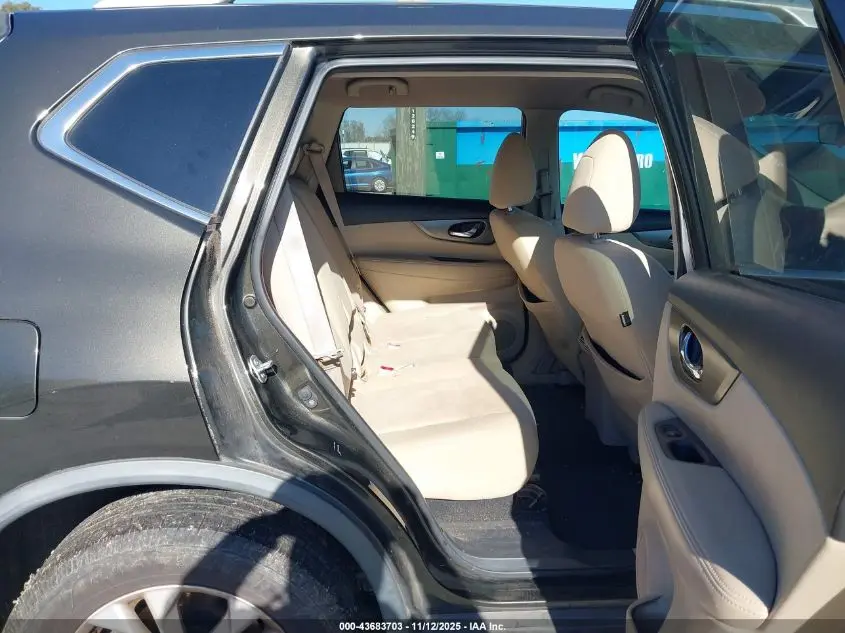 2016 NISSAN ROGUE SV