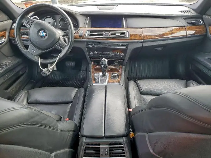 2013 BMW 750 LXI  
