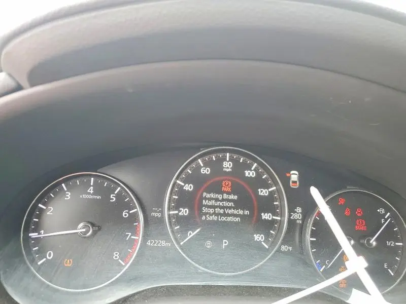2023 MAZDA 3 SELECT  