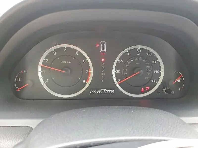 2011 HONDA ACCORD SE  