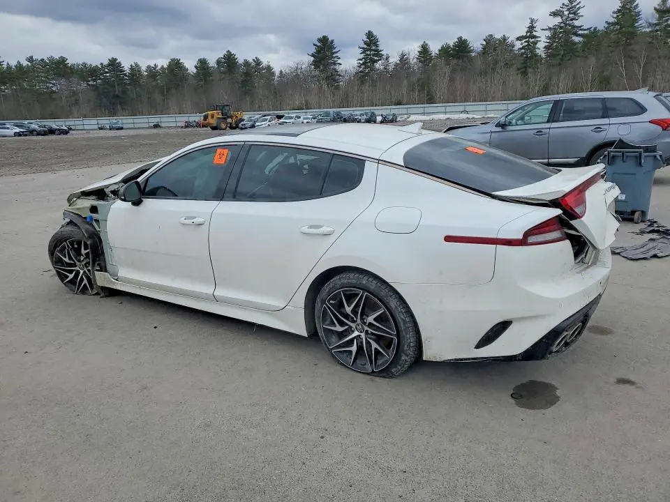 2022 KIA STINGER GT-LINE  