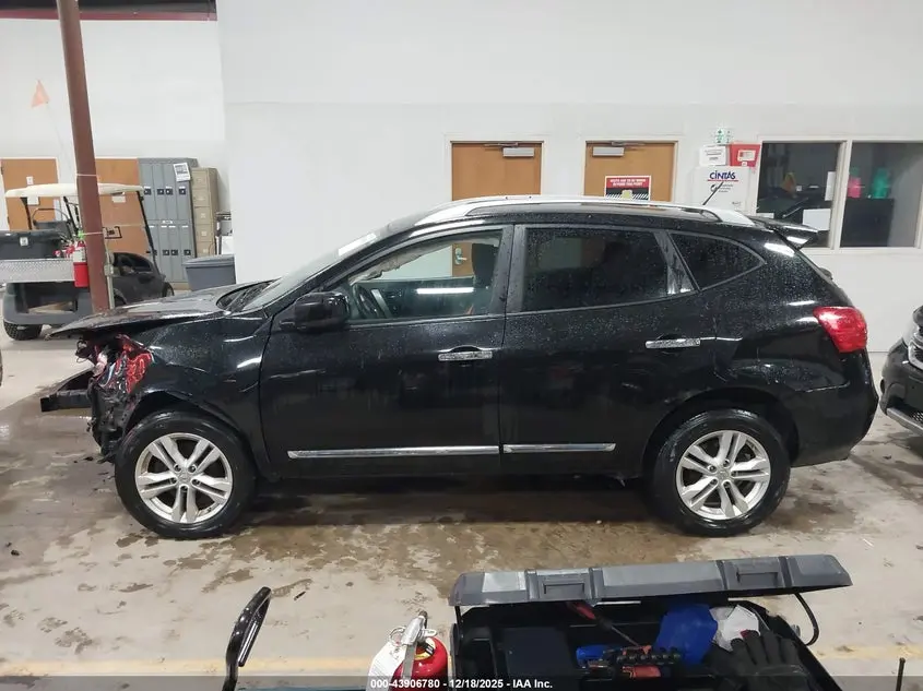 2013 NISSAN ROGUE SV