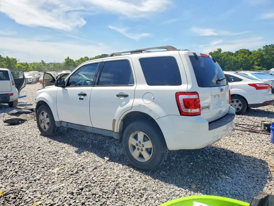 2011 FORD ESCAPE XLT  