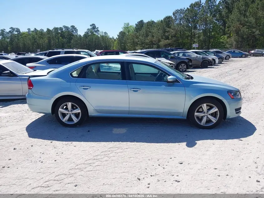 2012 VOLKSWAGEN PASSAT 2.5L SE