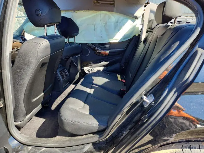 2015 BMW 320 I  