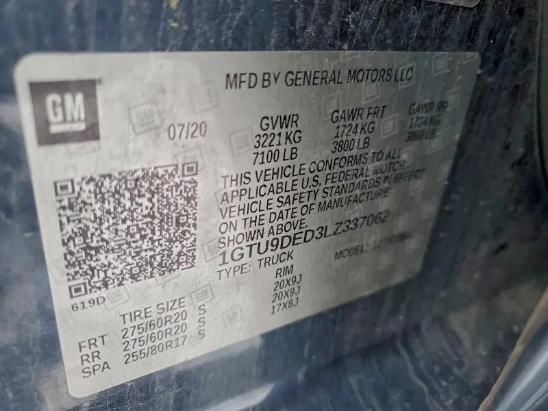 2020 GMC SIERRA K1500 SLT  