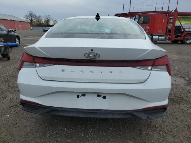 2022 HYUNDAI ELANTRA SEL  