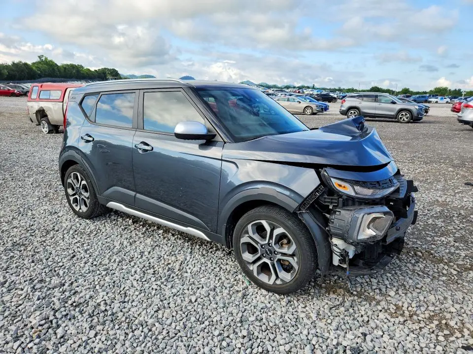 2022 KIA SOUL X-LINE  
