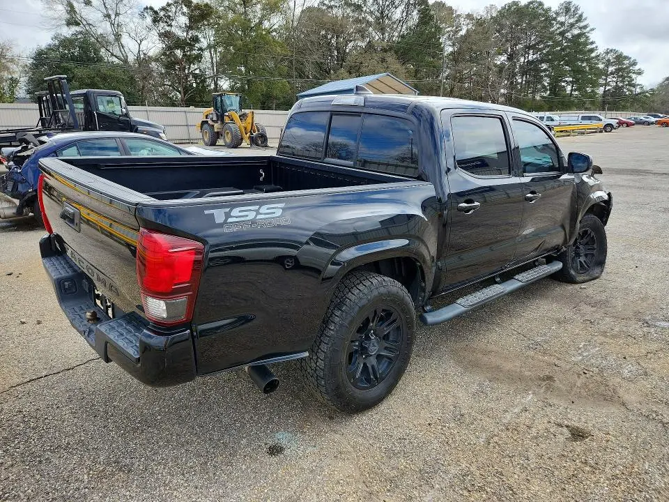 2019 TOYOTA TACOMA SR  