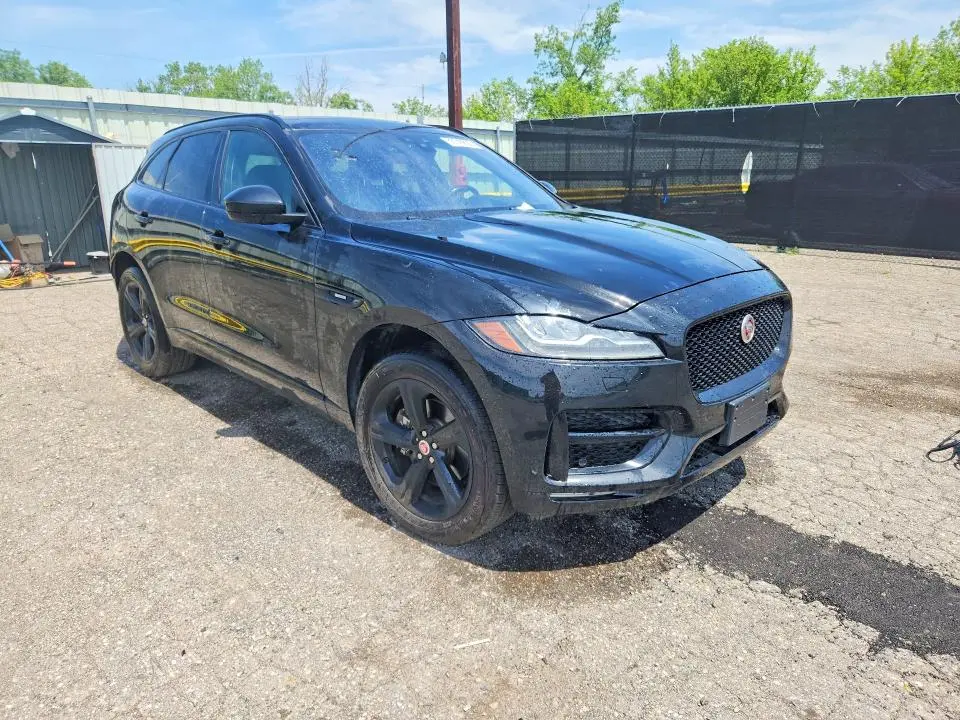 2017 JAGUAR F-PACE R - SPORT  