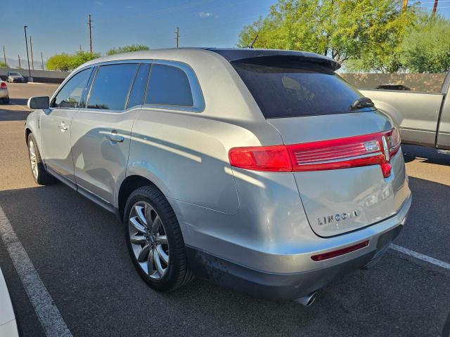 2010 LINCOLN MKT 