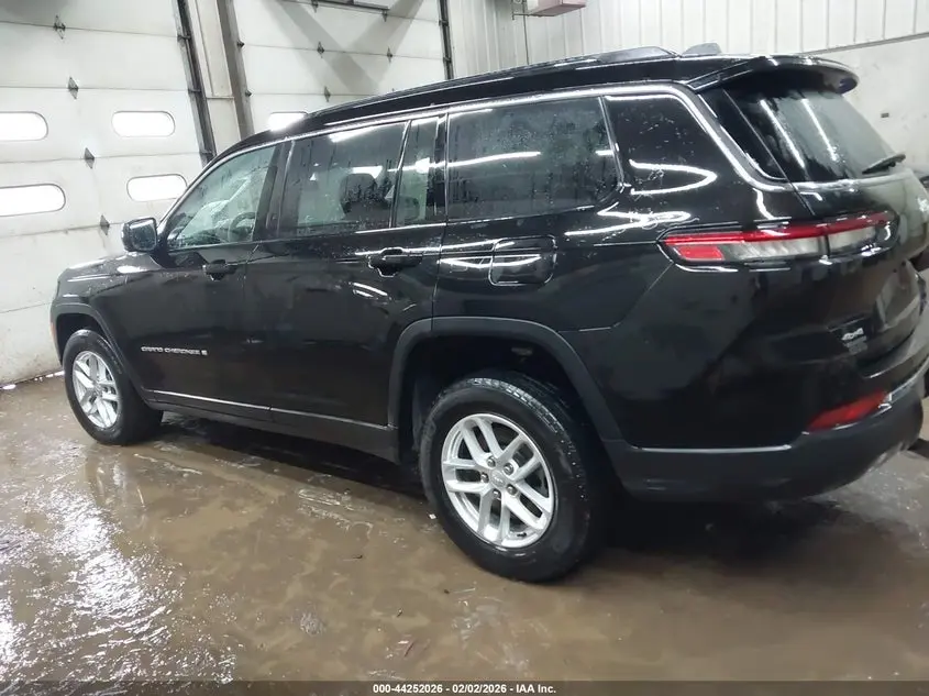 2025 JEEP GRAND CHEROKEE L LAREDO X 4X4