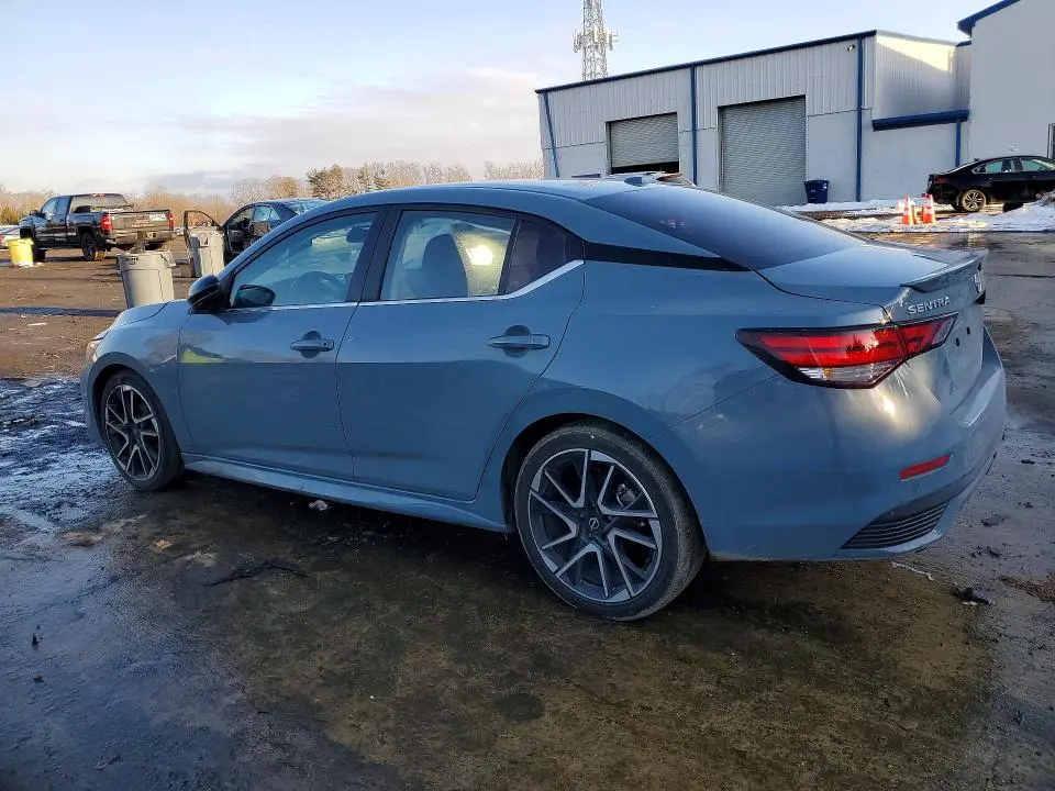 2024 NISSAN SENTRA SR  
