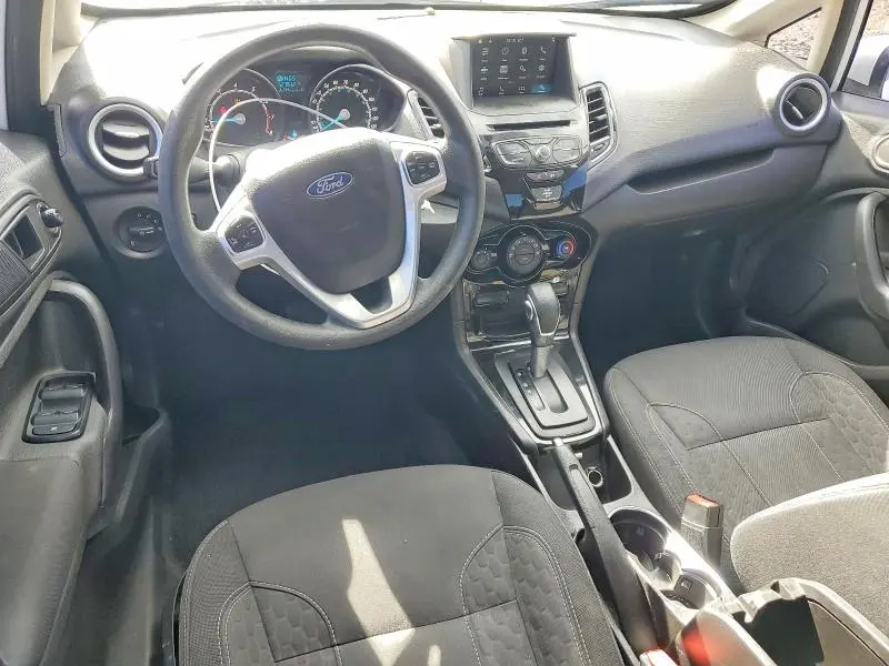 2019 FORD FIESTA SE  