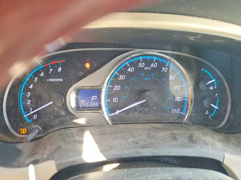 2013 TOYOTA SIENNA LIMITED 7-PASSENGER  