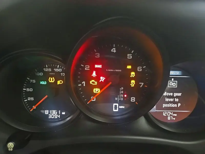 2018 PORSCHE MACAN   