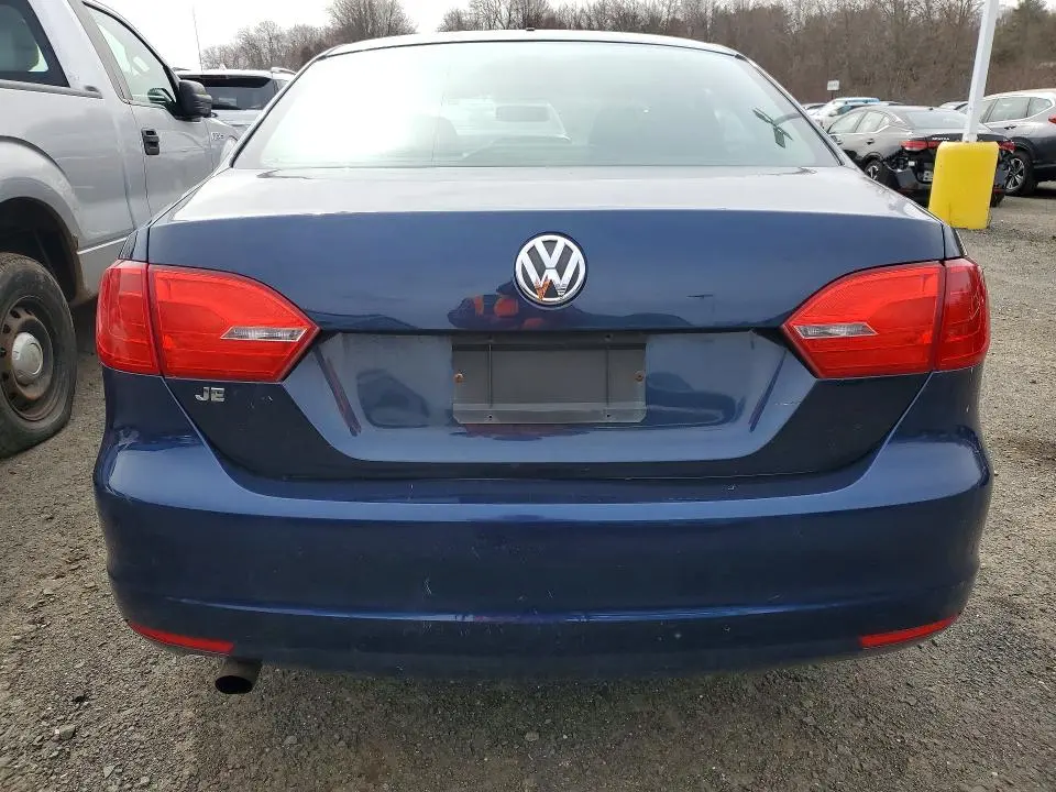 2012 VOLKSWAGEN JETTA BASE  