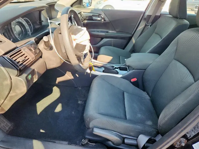 2017 HONDA ACCORD LX  