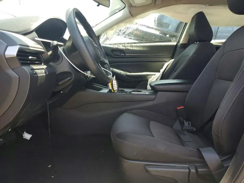2024 NISSAN ALTIMA S  