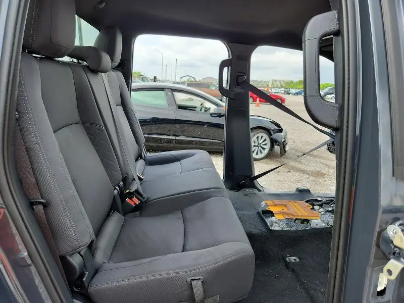 2025 TOYOTA TACOMA SR  
