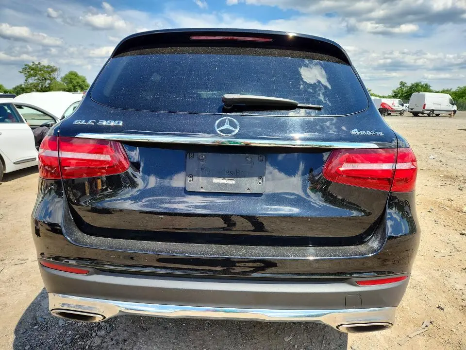 2019 MERCEDES-BENZ GLC 300 4MATIC  