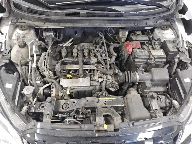 2021 NISSAN KICKS S
