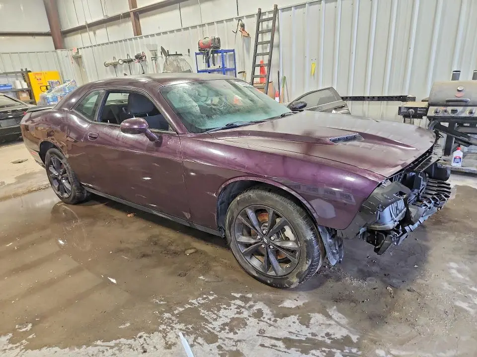 2022 DODGE CHALLENGER SXT  