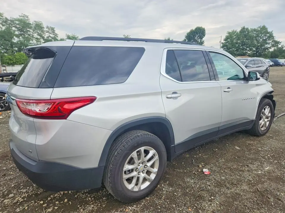 2021 CHEVROLET TRAVERSE LT  
