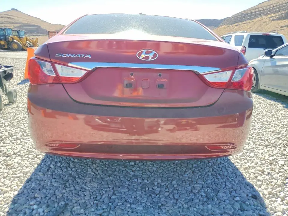 2012 HYUNDAI SONATA GLS  