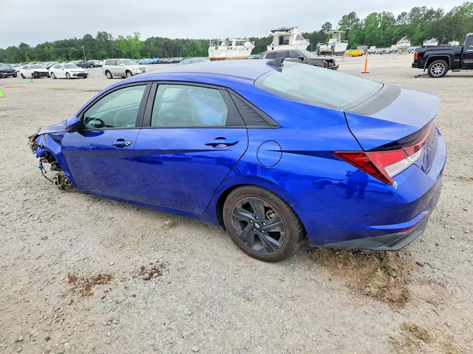 2021 HYUNDAI ELANTRA SEL  