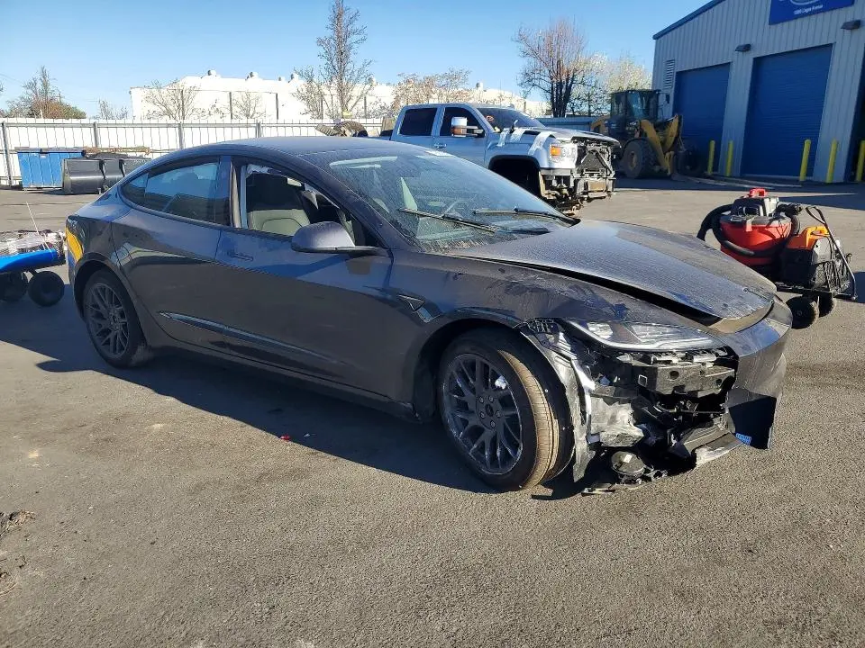 2026 TESLA MODEL 3   