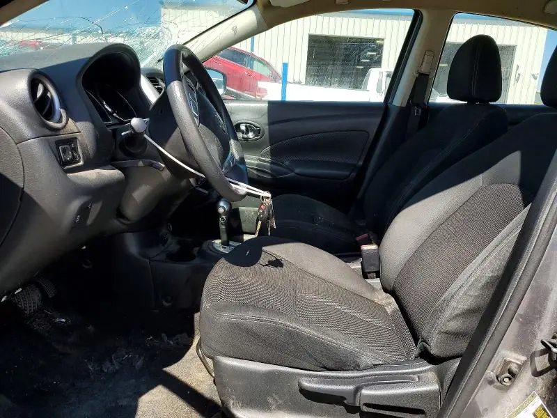 2019 NISSAN VERSA SV  